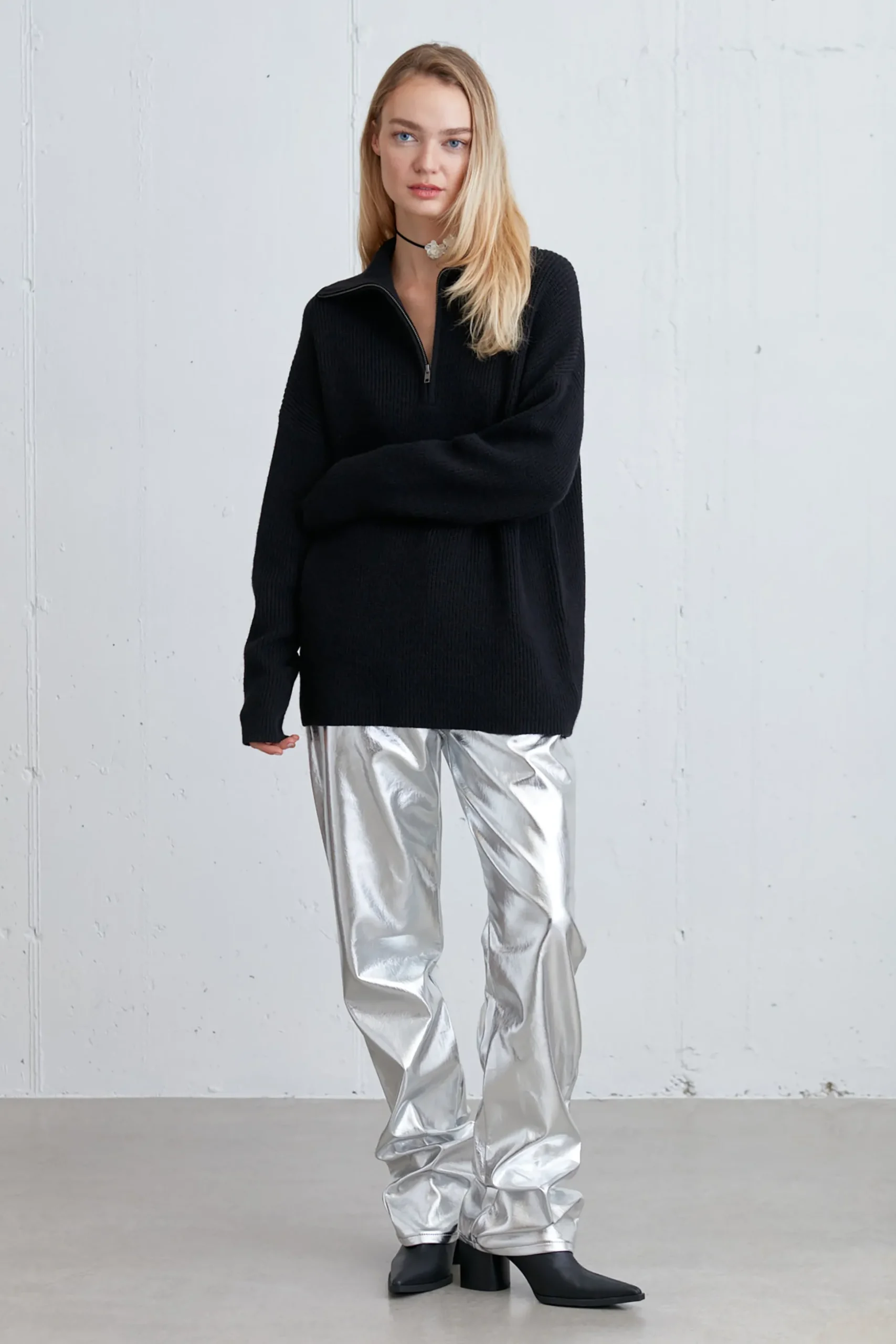HALF ZIP SWEATER